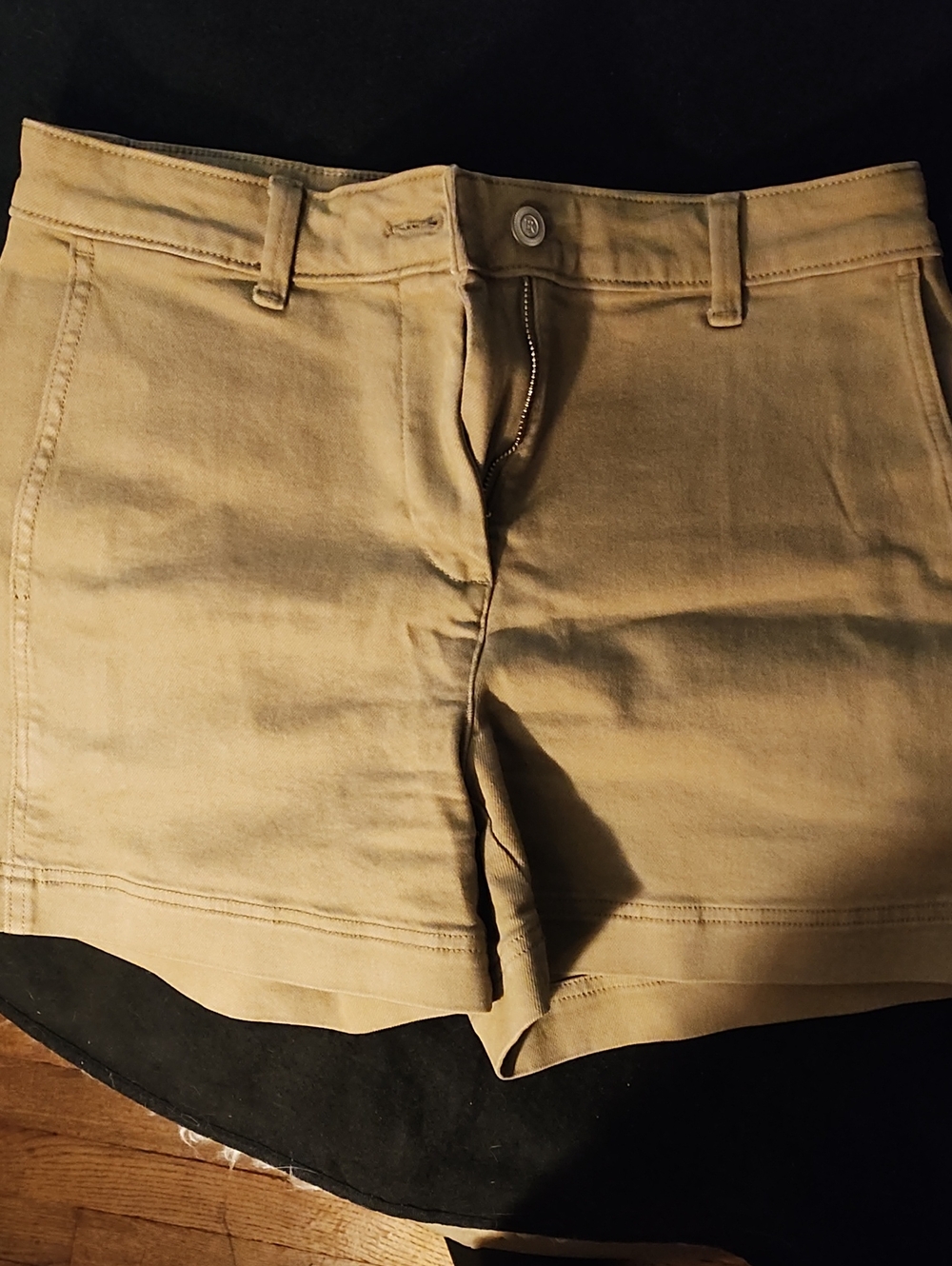 Banana Republic Khaki High-Rise Women’s Shorts
